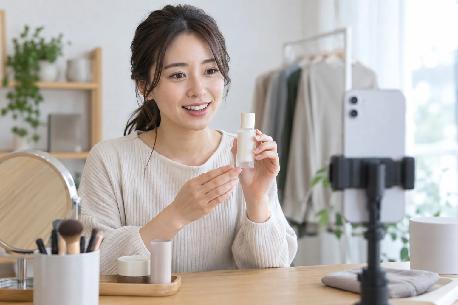 インフルエンサーマーケティングとショートドラマ広告の比較